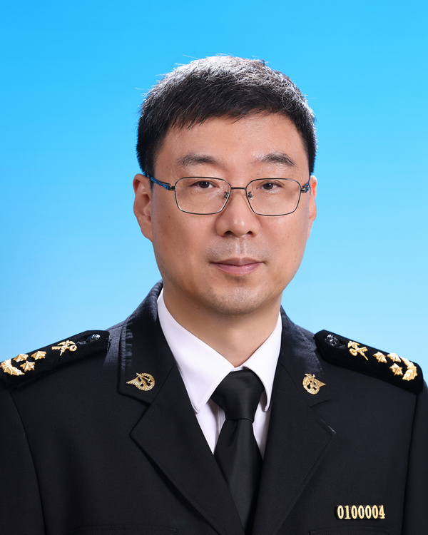 王雯